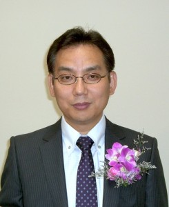 李觀東教会長